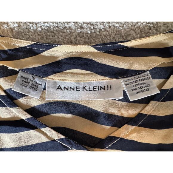 Anne Klein II Silk Button Up Blouse in Navy/Beige Stripe, Size 10 - Picture 2 of 7